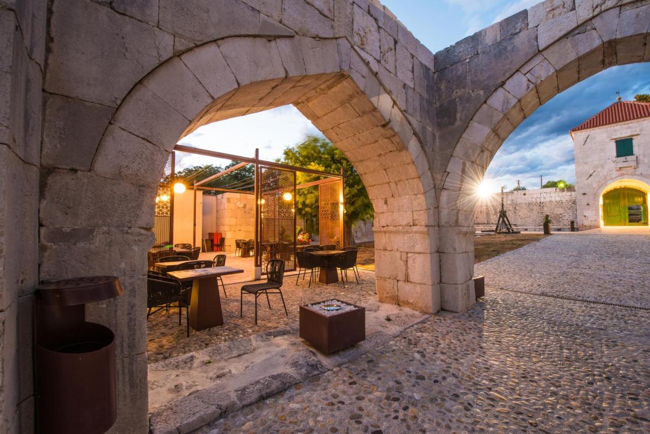 Heritage Hotel Maskovica Han Pakoštane Dış mekan fotoğraf
